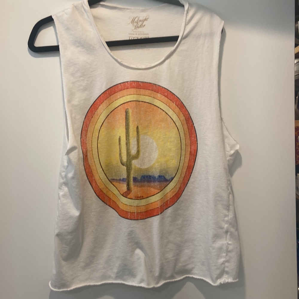 🌵 Midnight Rider cactus tank. 🌵 - Picture 2 of 6